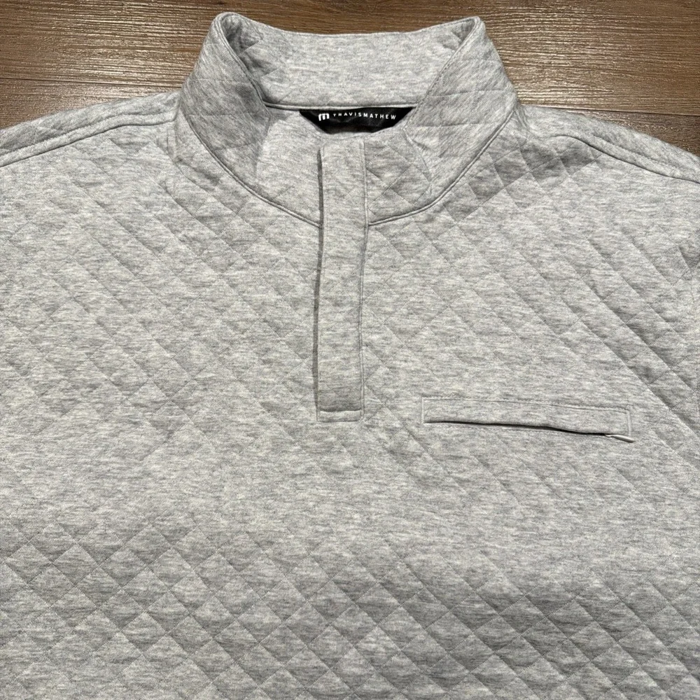 Travis Mathew Men's XXL Transatlantic Quarter Zip Quilted Pullover Sweater Grey